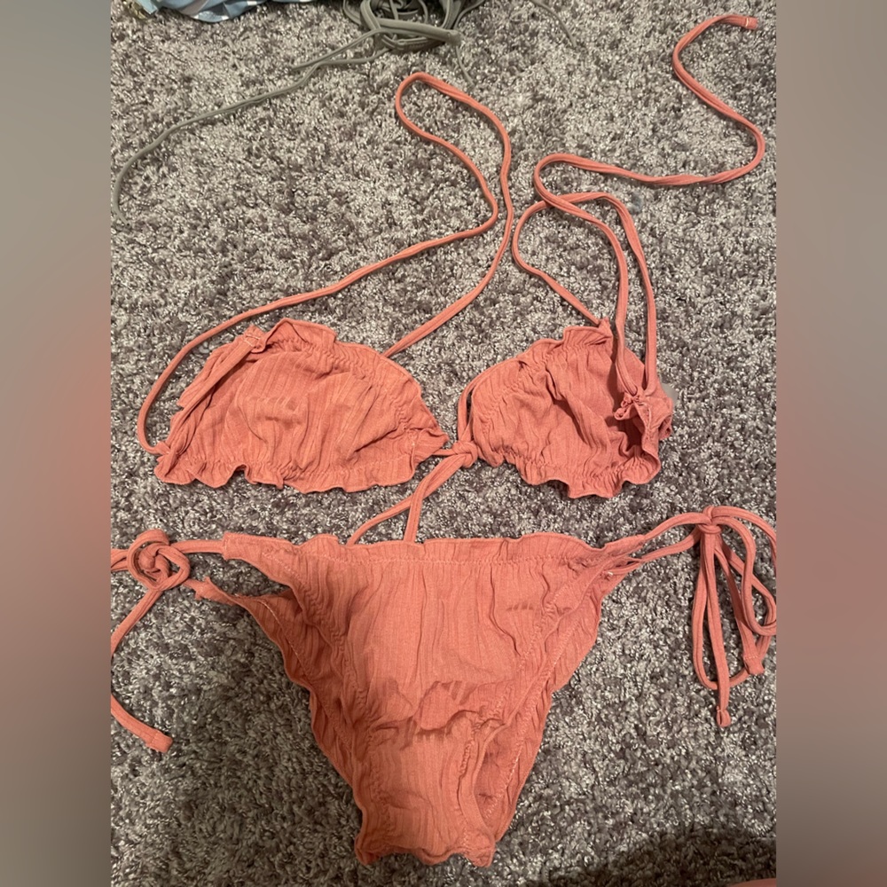 Dusty pink bikini